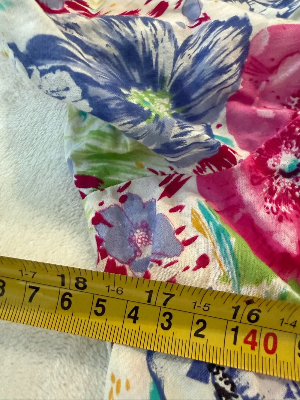 Sunny Leigh Floral Blouse with Ruffled Sleeves Colorful Size Medium E05 - Picture 3 of 4